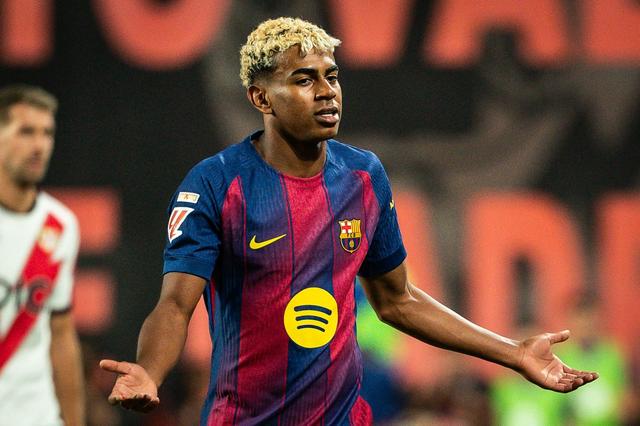 置则由奥尔, 这名边后卫, 二天随队训