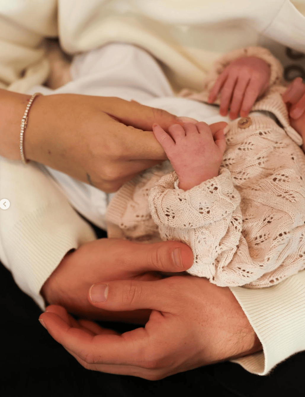 Alaia, 最美好, src Alaia, 最美好, src