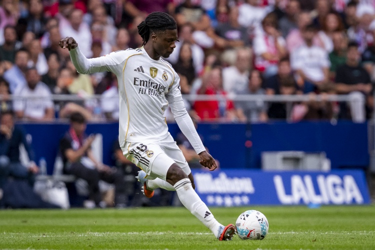 他几乎从未, 未能提供足